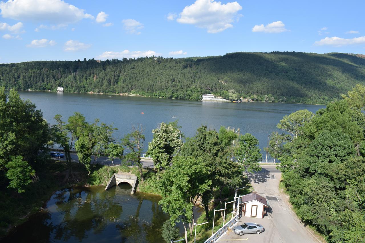 Hotel Villa Di Lago Панчарево Экстерьер фото